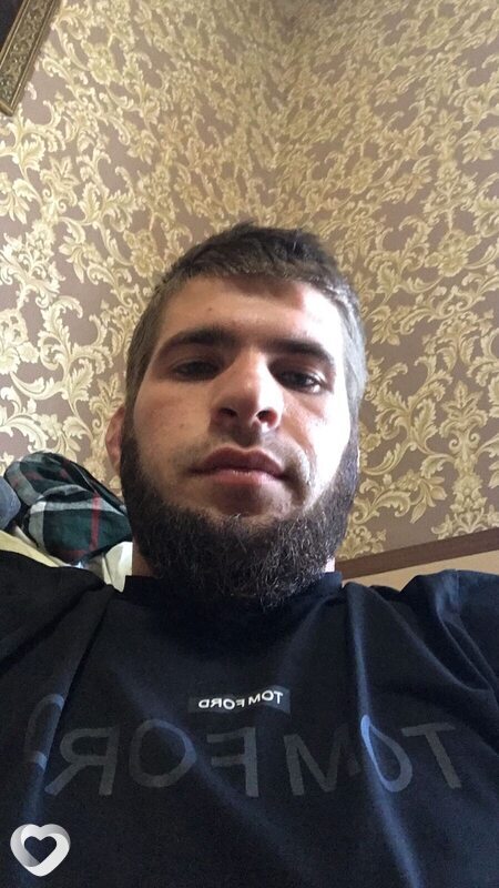 Расул, 26, Енакиеве — анкета №2556926