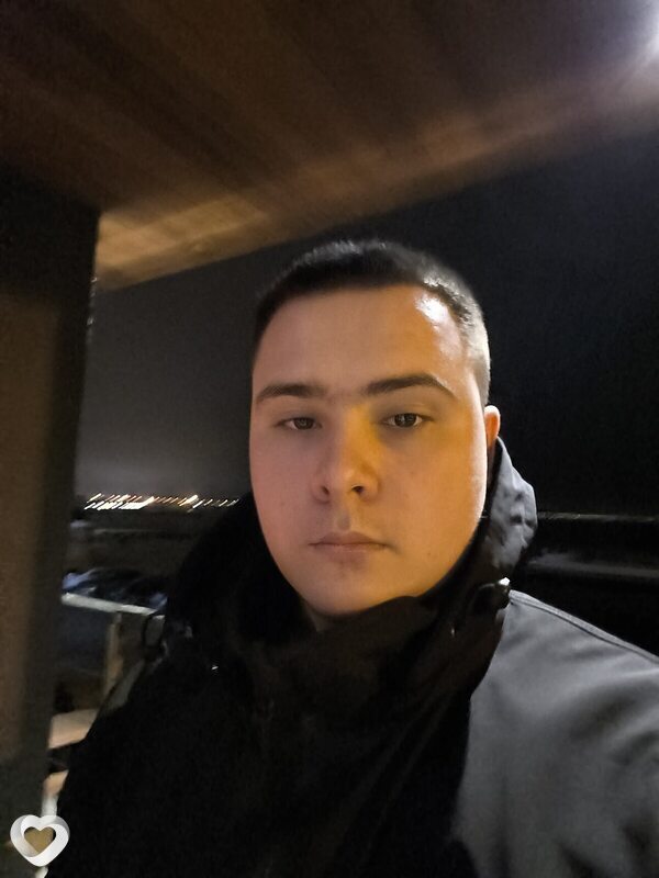 Михаил, 19, Керчи — анкета №2557368