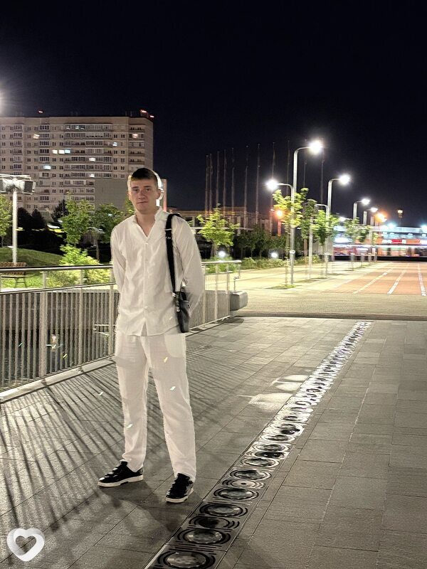 Иван, 24, Адлер — анкета №2557148