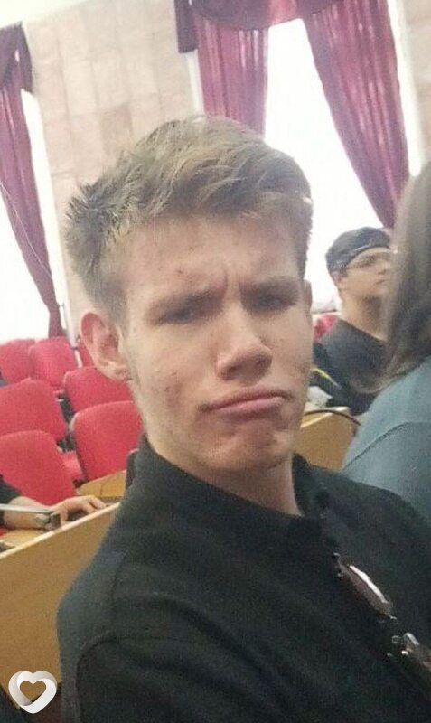 Александр, 20, Днепр — анкета №2557612