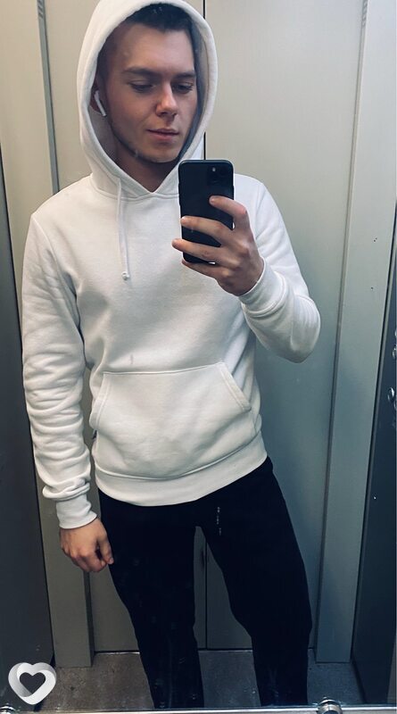 Иван, 24, Самаре — анкета №2557535