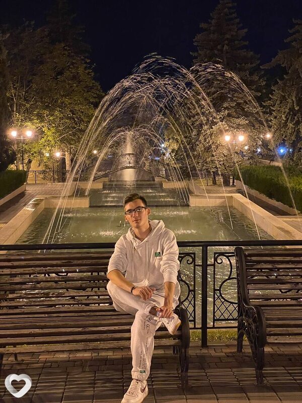 Алексей, 23, Симферополе — анкета №2557541