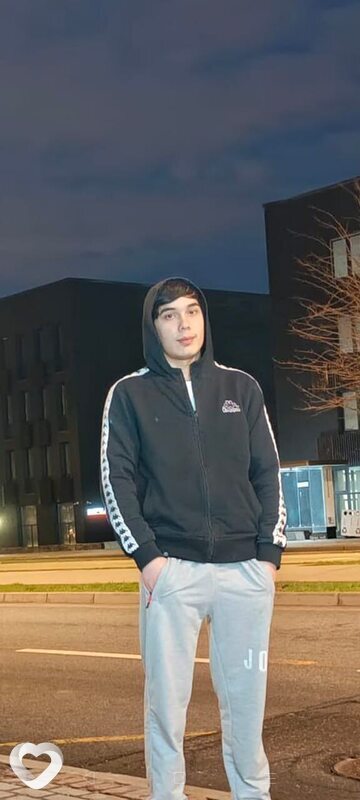Шах, 22, Таганроге — анкета №2557871