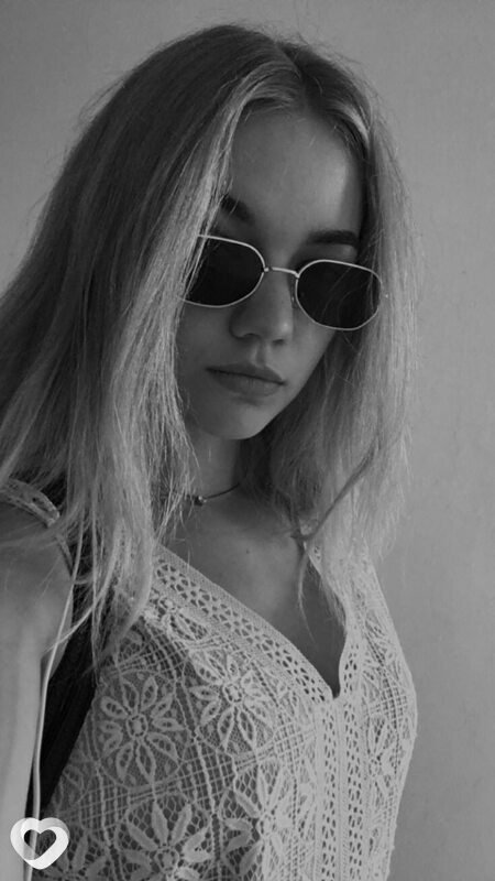 Лиза, 20, Санкт-Петербурге — анкета №2558677
