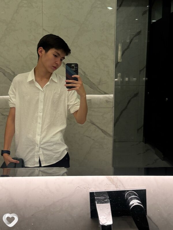 Адиль, 19, Алматы — анкета №2558833