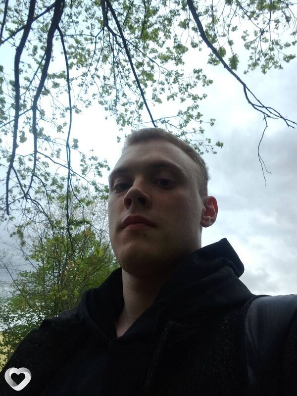 Артём, 23, Минске — анкета №2559734
