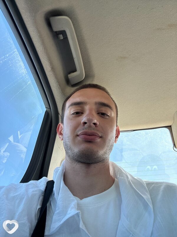 Роман, 24, Ялте — анкета №2560023