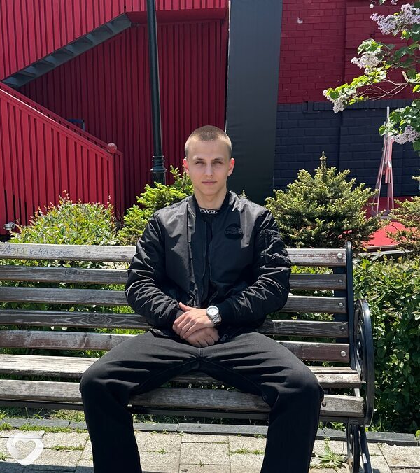 Павел, 22, Владивостоке — анкета №2560345