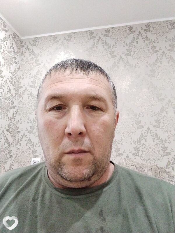 Азиз, Тихвин