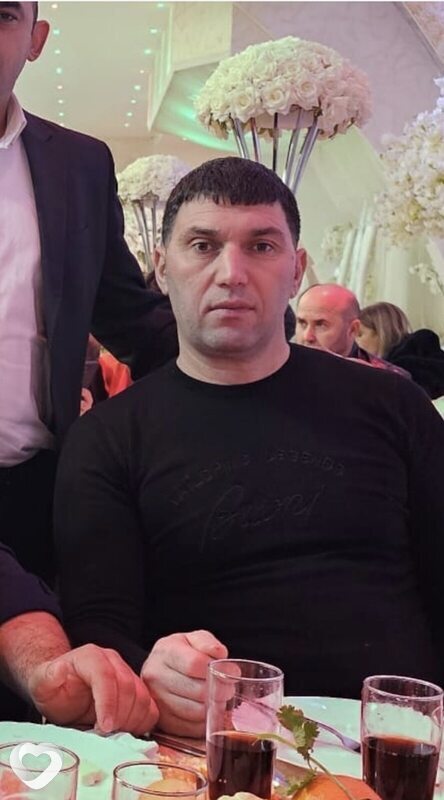 Ахмед, Гамбург