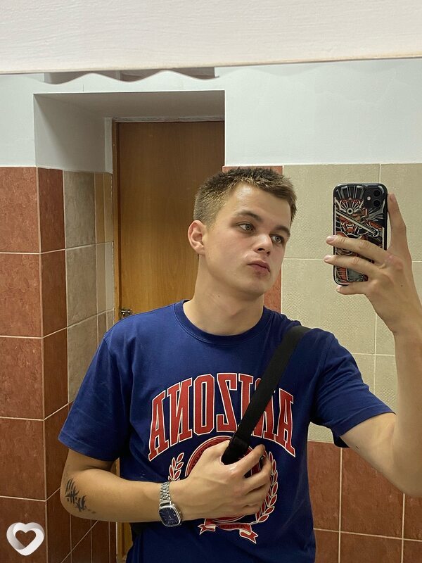 Роман, 21, Усть-Каменогорск — анкета №2560512