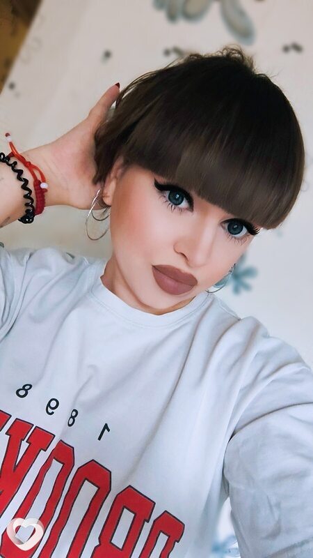 Александра, 31, Омске — анкета №2560793