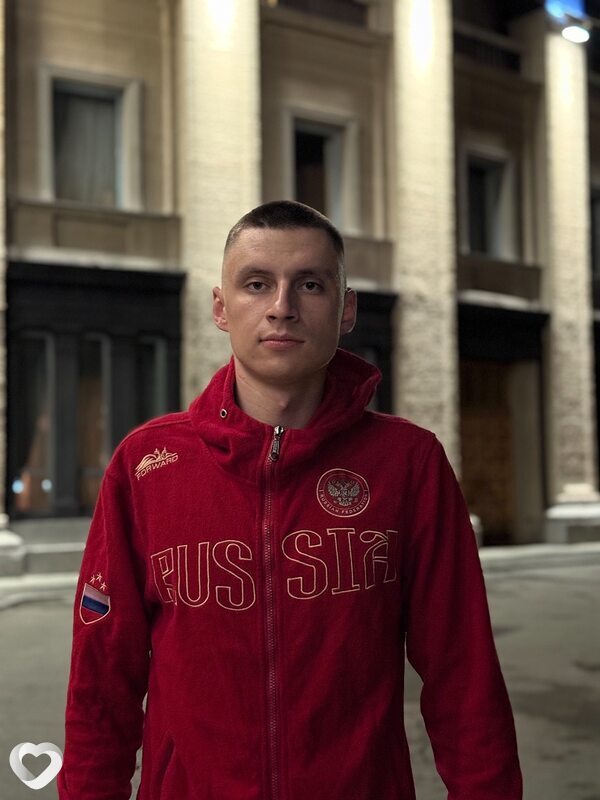 Илья, 21, Барнауле — анкета №2561688
