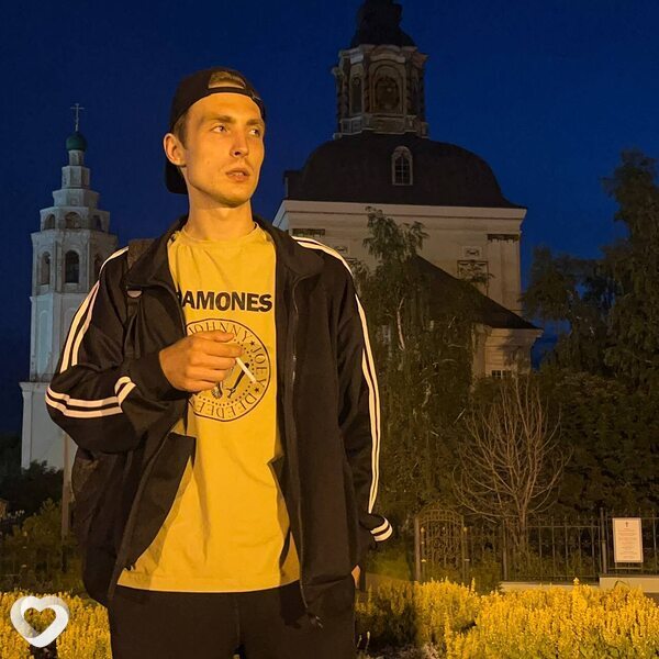 Веня, 24, Москве — анкета №2562200