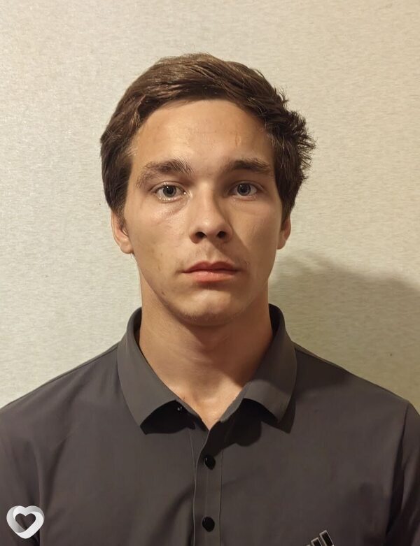 Сергей, 21, Тюмени — анкета №2562527