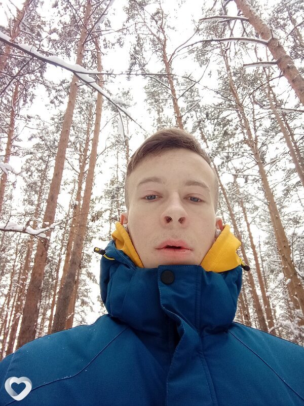 Александр, 22, Екатеринбурге — анкета №2562779