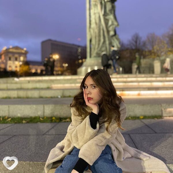 Настя, 19, Москве — анкета №2563216