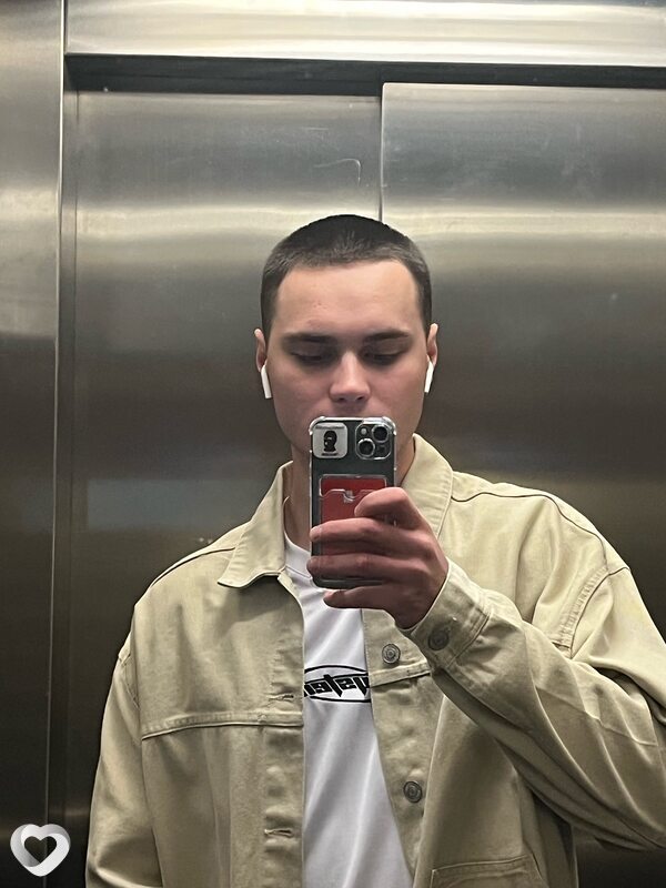 Андрец, 22, Кирове — анкета №2563482