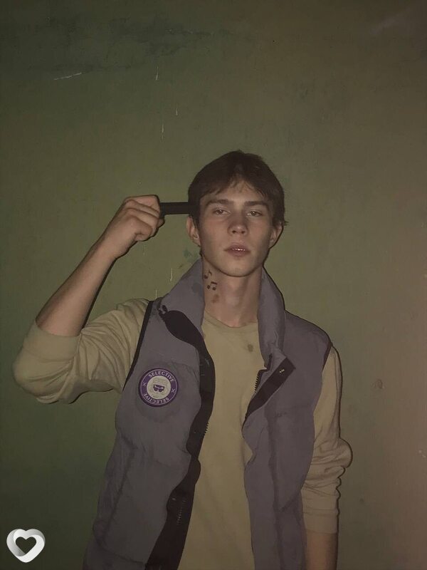 Вадим, 20, Бузулуке — анкета №2564019