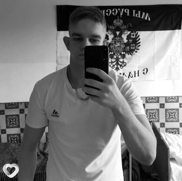 Олег, 23, Волжском — анкета №2563751