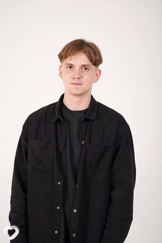 Максим, 23, Калининграде — анкета №2563986