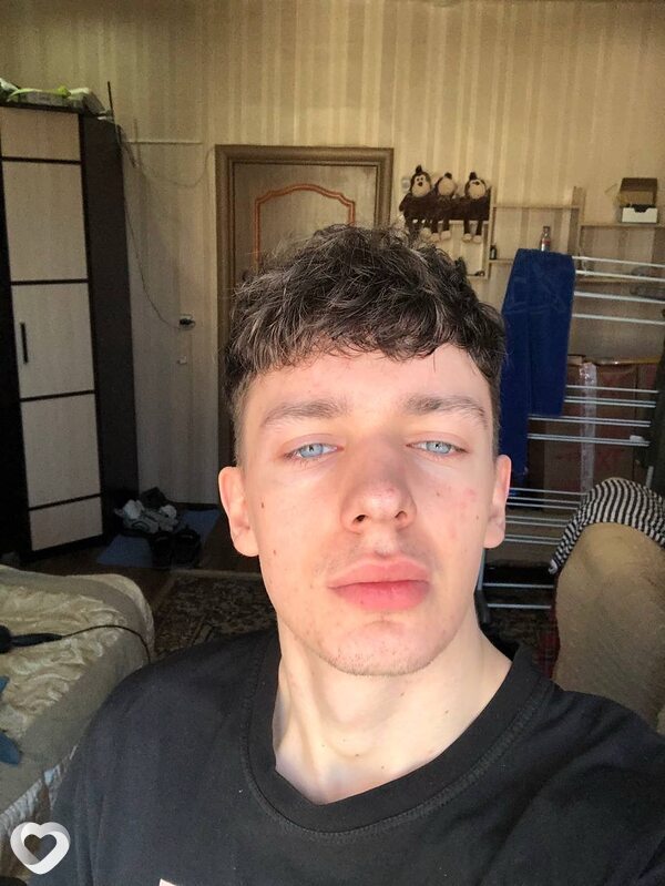 Александр, 23, Москве — анкета №2565112