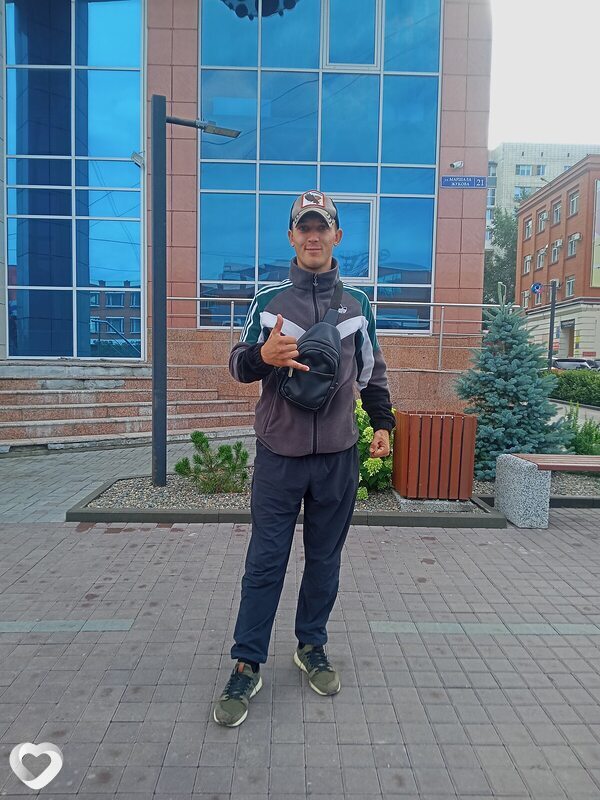 Александр, 25, Омске — анкета №2565296