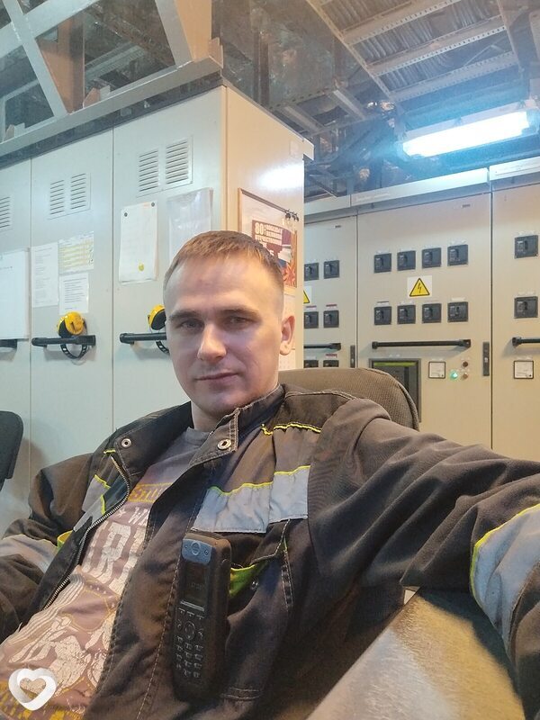 Максим, 36, Холмске — анкета №2565346