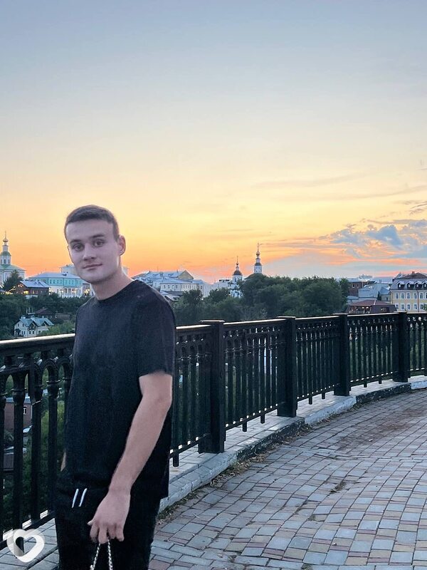 Данила, 25, Москве — анкета №2566382