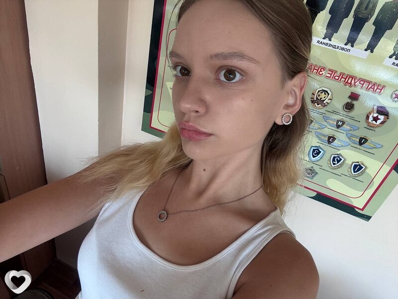 Аня, 19, Минске — анкета №2566559