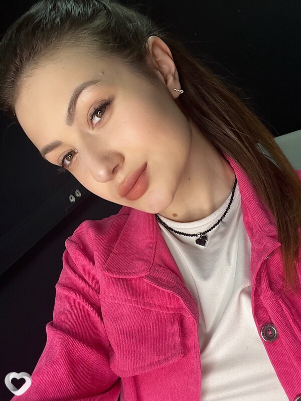 Арина, 19, Ступине — анкета №2566940