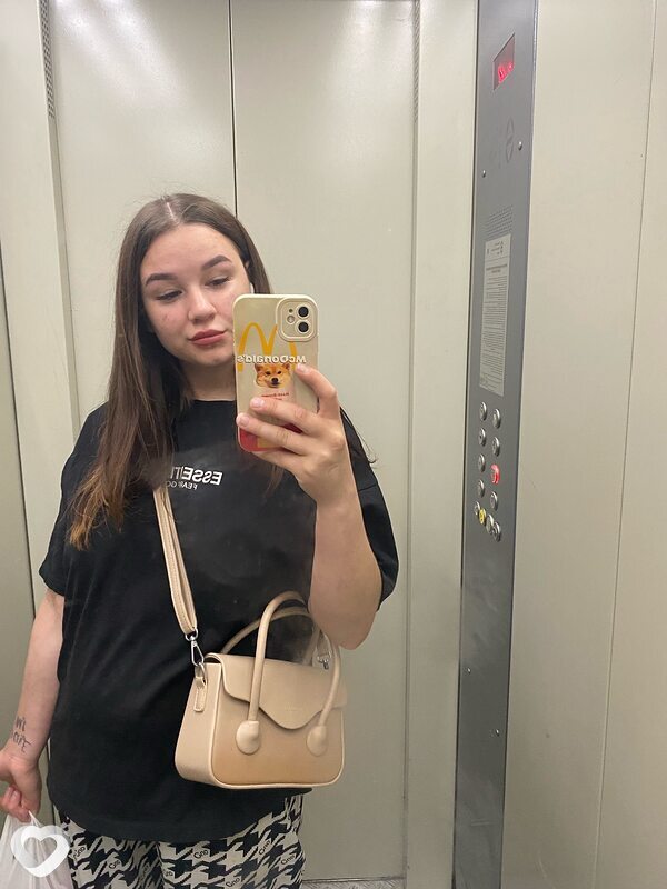Анна, 22, Красноярске — анкета №2566811