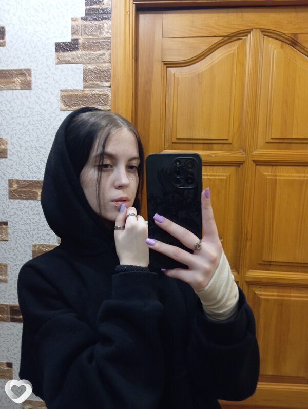 Евгения, 19, Омске — анкета №2566827