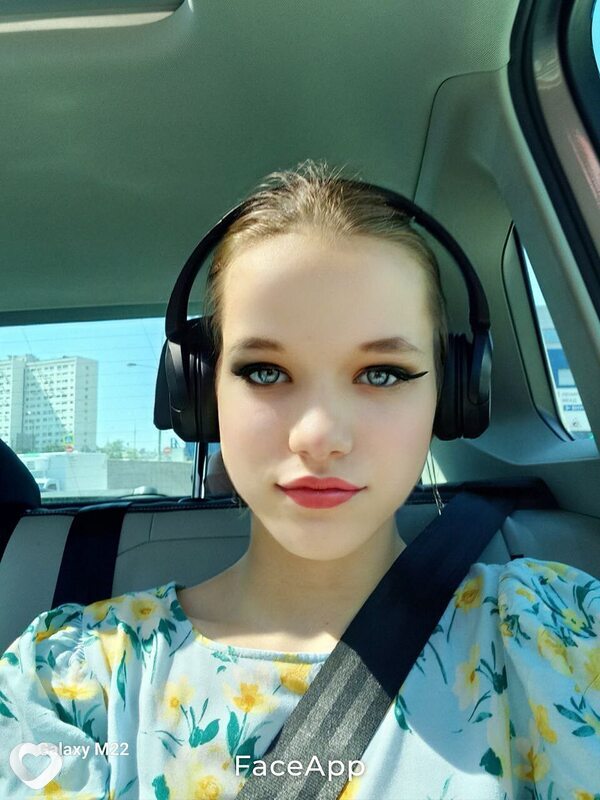 Анна, 19, Москве — анкета №2567150