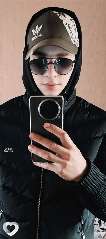Миша, 20, Донецк (Ростовская Обл.) — анкета №2567280