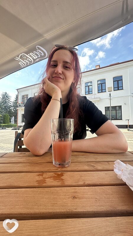 Вика, 26, Пинске — анкета №2567578