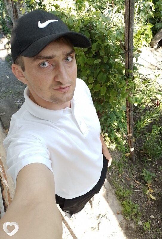 Игорь, 27, Чернигове — анкета №2567749