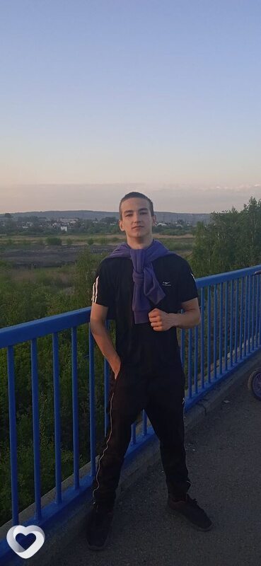 Виктор, 19, Иркутске — анкета №2567860