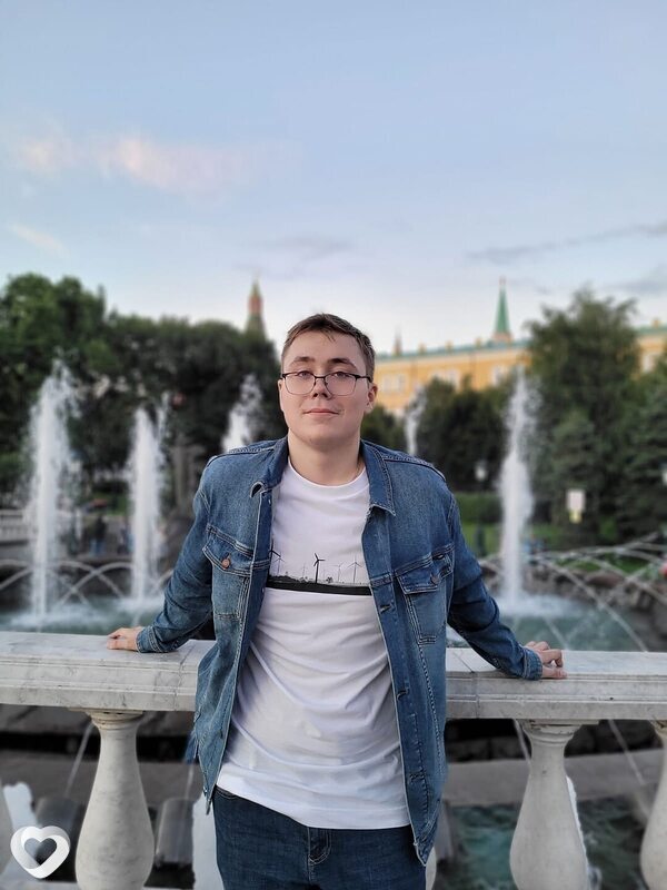 Михаил, 22, Москве — анкета №2568140