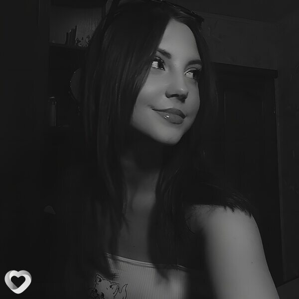 Аня, 19, Гомеле — анкета №2568471