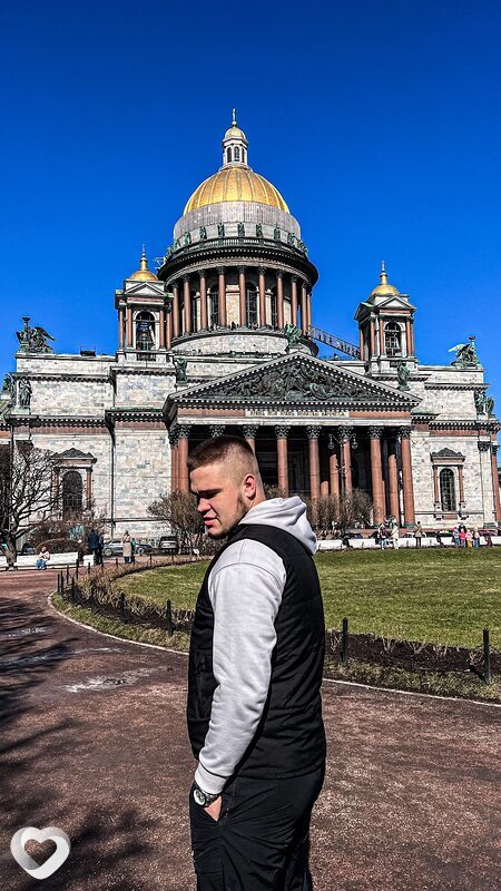 Антон, 28, Череповце — анкета №2568642