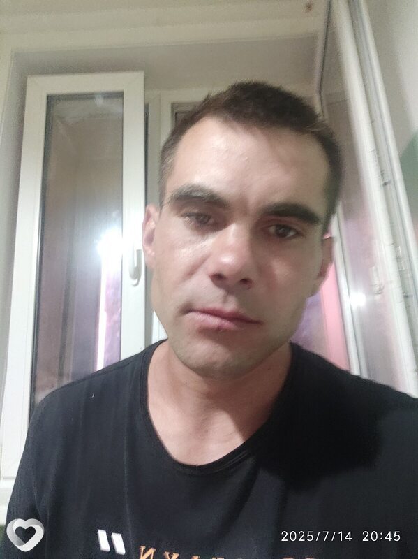 Артём, 32, Воронеже — анкета №2568856