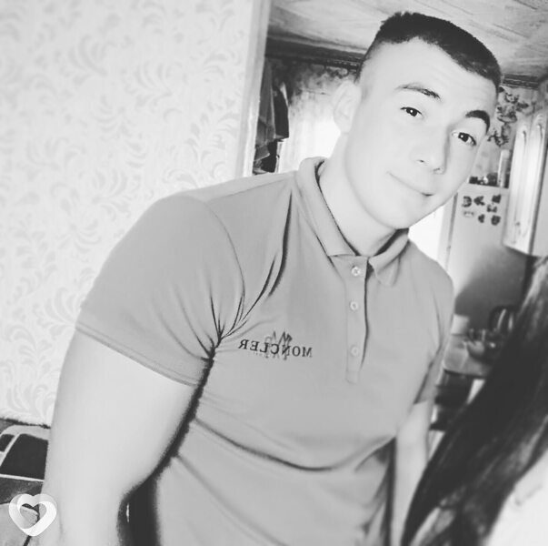 Макс, 27, Братске — анкета №2568943