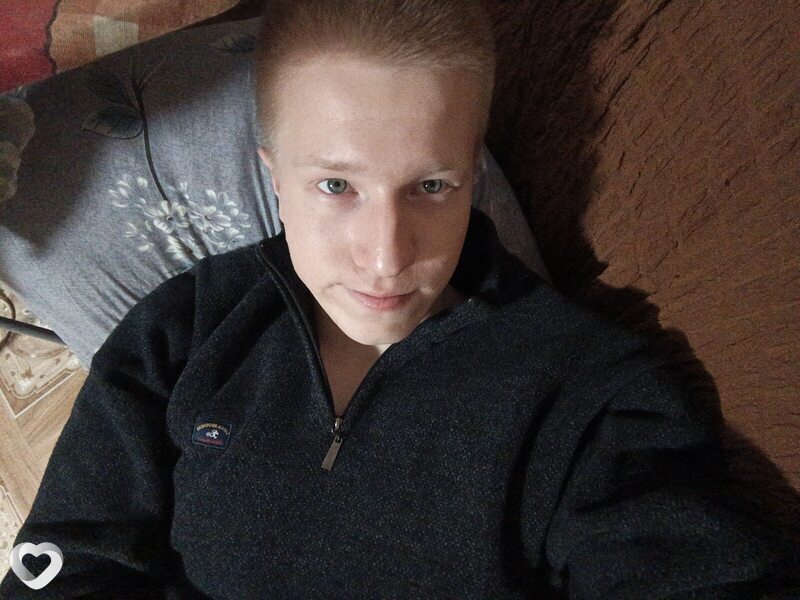 Кирилл, 21, Казани — анкета №2568958