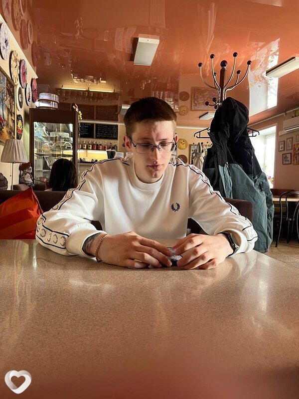 Данил, 21, Таштаголе — анкета №2569234