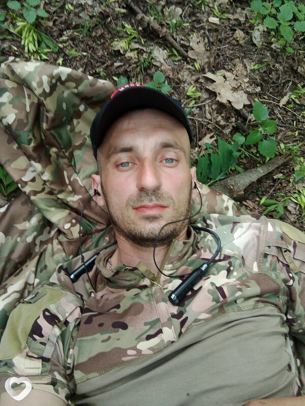 Кирилл, 36, Краснодоне — анкета №2570786