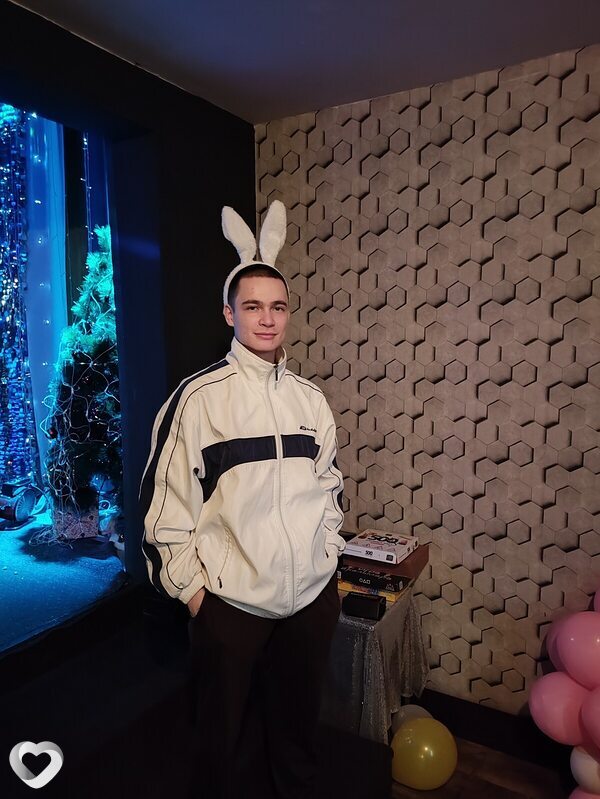 Георгий, 19, Уфе — анкета №2569436