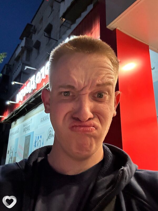 Владимир, 23, Волгограде — анкета №2569890