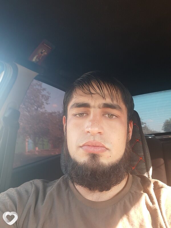 Артём, 25, Новороссийске — анкета №2570313