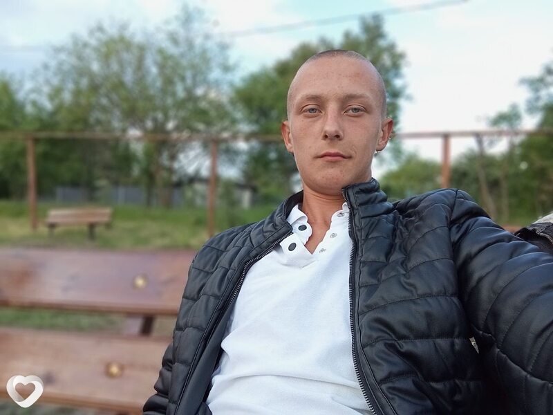 Радик, 20, Днепр — анкета №2570142
